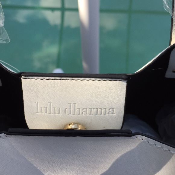 Lulu Dharma Vegan Tote Bag - Picture 4 of 7